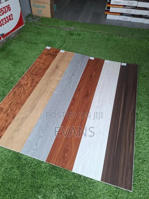 Ppremium Rigid Core Spc Click · Photo 1
