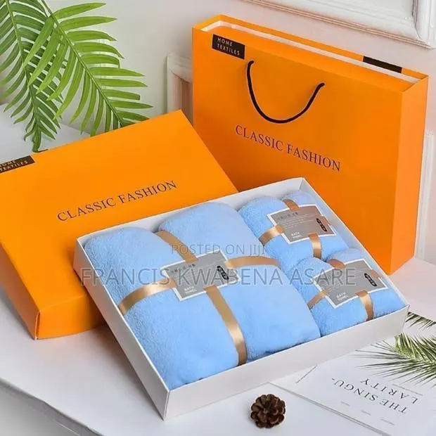 3 In 1 Gift Towel Set · Photo 1