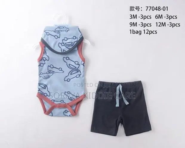 Boys Bodysuits With Pants and a Bib · Photo 1