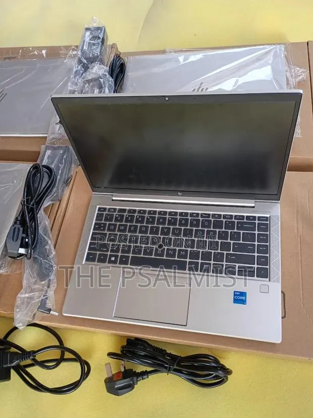 New Laptop HP EliteBook 840 G6 8GB Intel Core i5 SSD 256GB · Photo 1