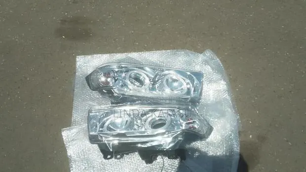 BMW Head Light E36 · Photo 1