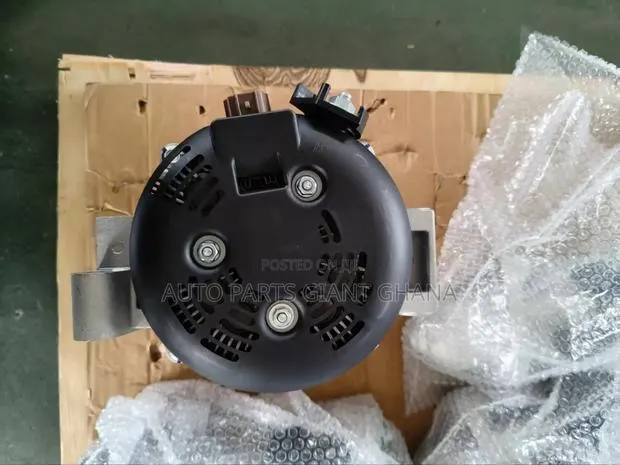 Landcruiser 200 Alternator · Photo 1
