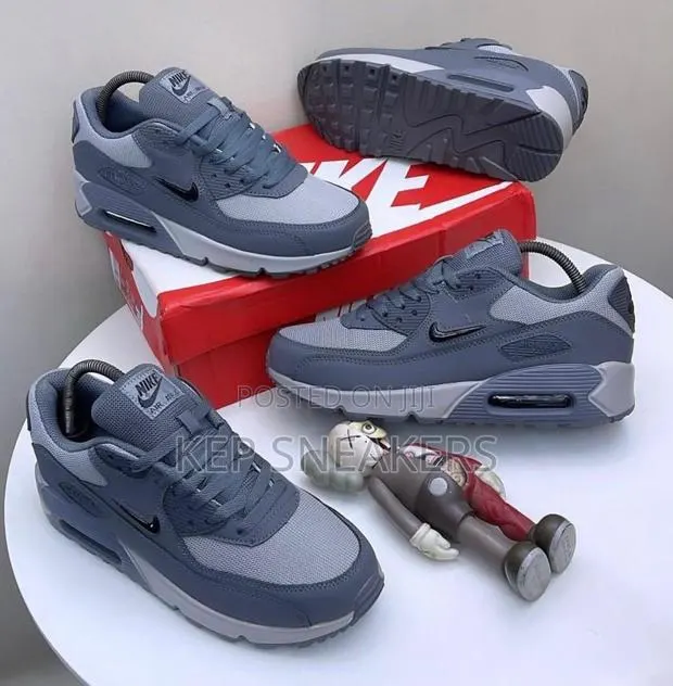 Nike Air Max 90 Jewel "Iron Grey" · Photo 1