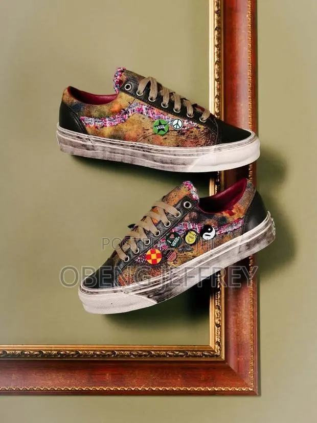 Original Vans Satoshi Nakamoto in Colours · Photo 1