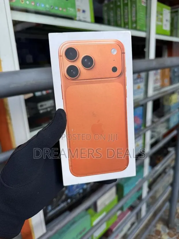New Apple iPhone 17 Pro Max 512 GB Orange · Photo 1