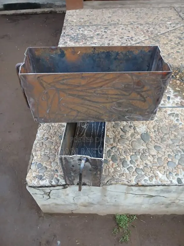 Hand Mould Made Easier · Photo 1