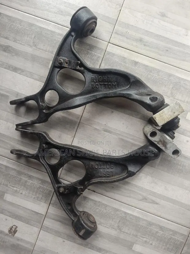 Ford Explorer 2013-19 Back Arm · Photo 1