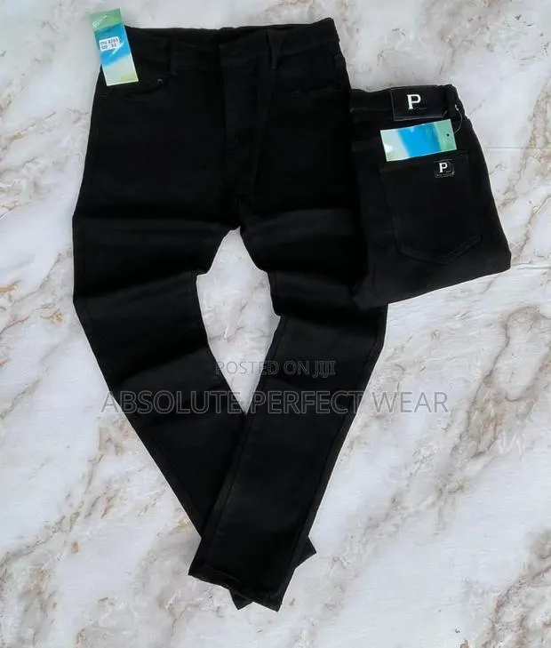 Plain Black Jeans for Men · Photo 1