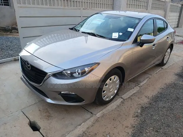 Mazda 3 2016 Brown · Photo 1