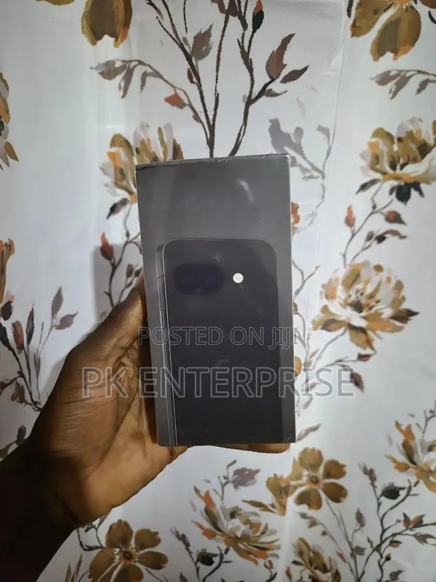 New Google Pixel 10a 128 GB Black · Photo 1