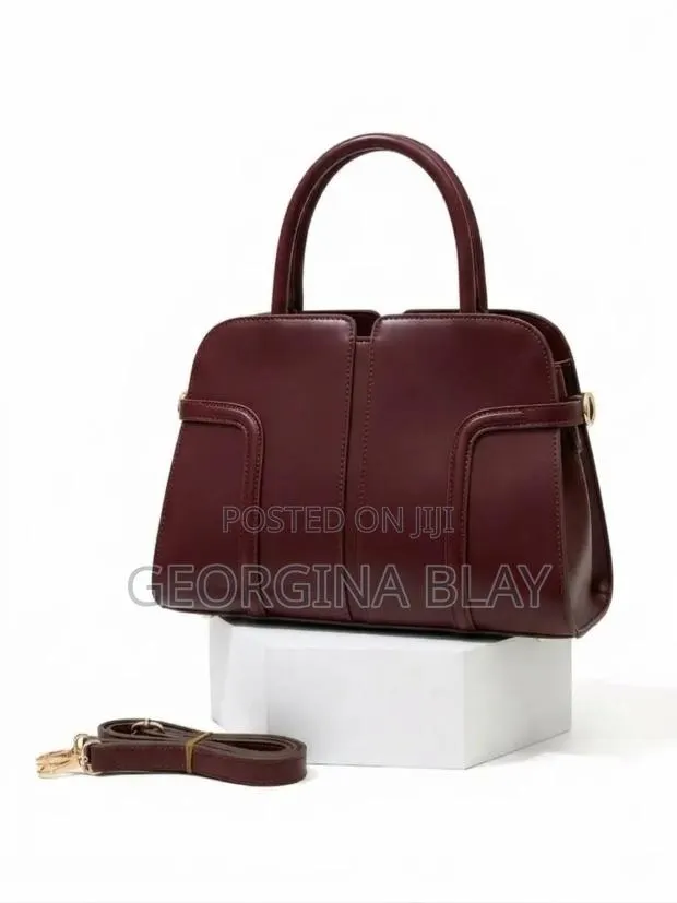 Ladies Bags · Photo 1