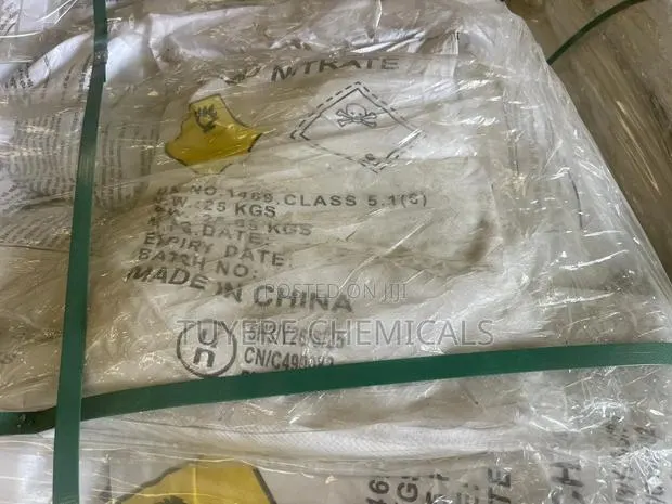 Lead Nitrate · Photo 1