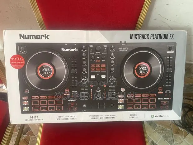 Numark Mixtrack Platinum Fx Dj Controller · Photo 1