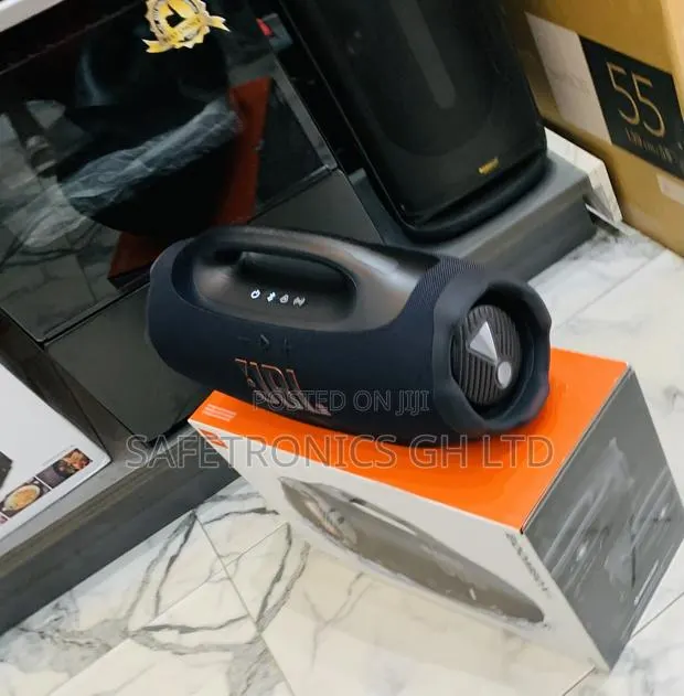 Sonic Signature (Boombox) JBL Black Speaker · Photo 1