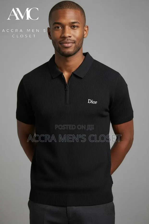 Men's Premium Short Sleeve Polo Shirt – Zip Neck, Smart Casual · Photo 1