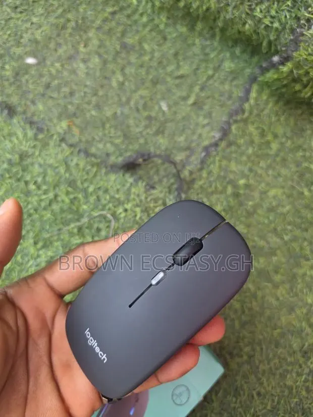 Logitech Rechargeable Bluetooth Mouse · Photo 1