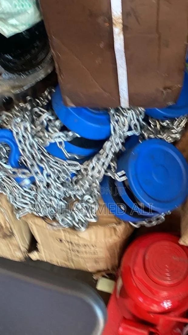 Chain Blocks · Photo 6