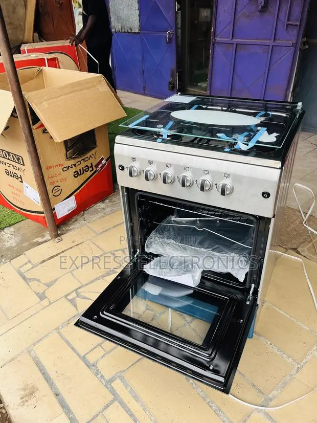 Ultra High New Line Gas Cooker 60/60 4burner Sliver Oven Rotisserie · Photo 1