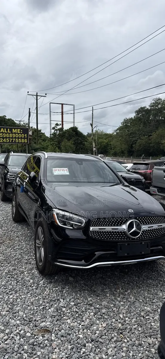 Mercedes-Benz C300 2020 Black · Photo 1