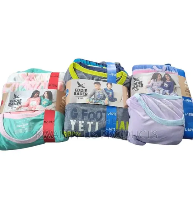 4-Piece Eddie Bauer Boys and Girls Pyjamas · Photo 1