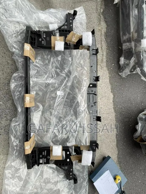 Santafe 2015- Radiator Support · Photo 1