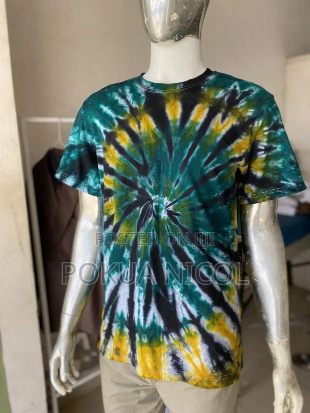 Spiral Tie-Dye Tshirt · Photo 1