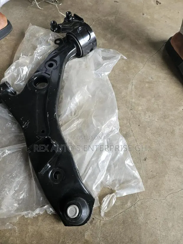 Ford Edge 2013 Lower Arm (Pair) · Photo 2