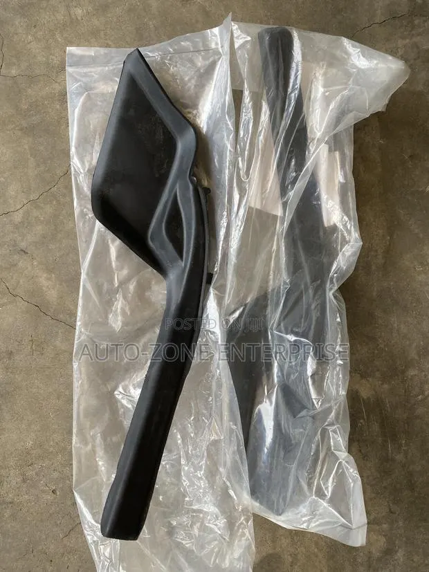 Toyota RAV4 2019 2020 2021 2022Wiper Ends · Photo 1
