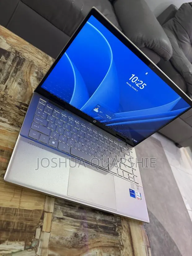 Laptop HP Pavilion 14 x360 2-in-1 16GB Intel Core i7 SSD 256GB · Photo 1
