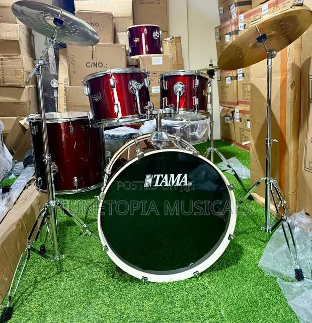 Yamaha 2cymbal 5set Professional Drums · Photo 1