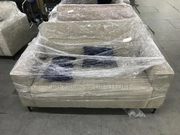 Quality Two in One Sofa With Pillows · Photo 1