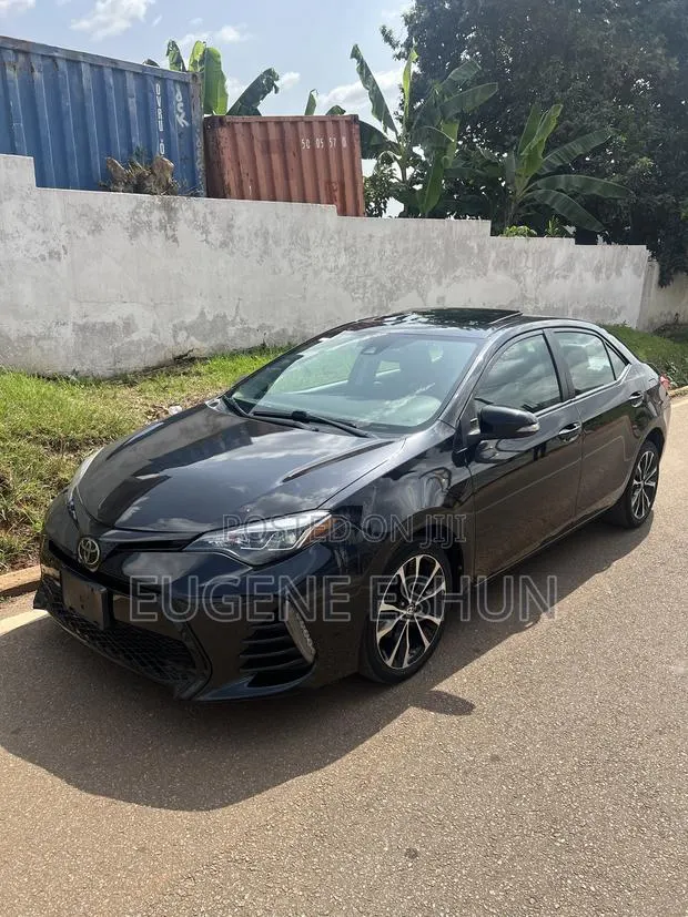 Toyota Corolla 2018 Black