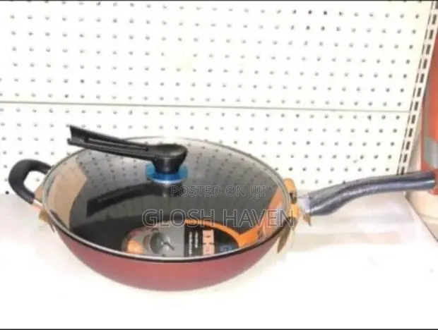 Nonstick Wok · Photo 1