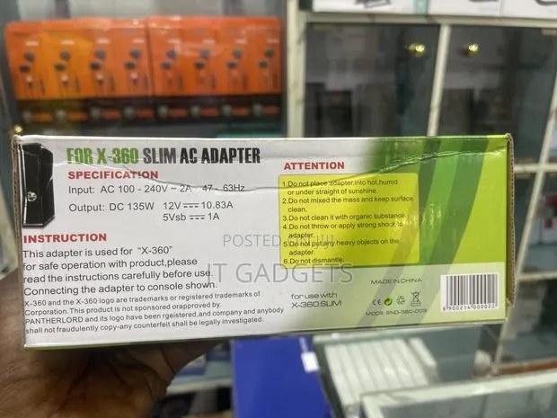 Xbox 360 Slim AC Adapter (135W) · Photo 2