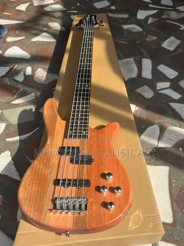 Ibanez Brown 5-String Bass Guitar · Photo 1