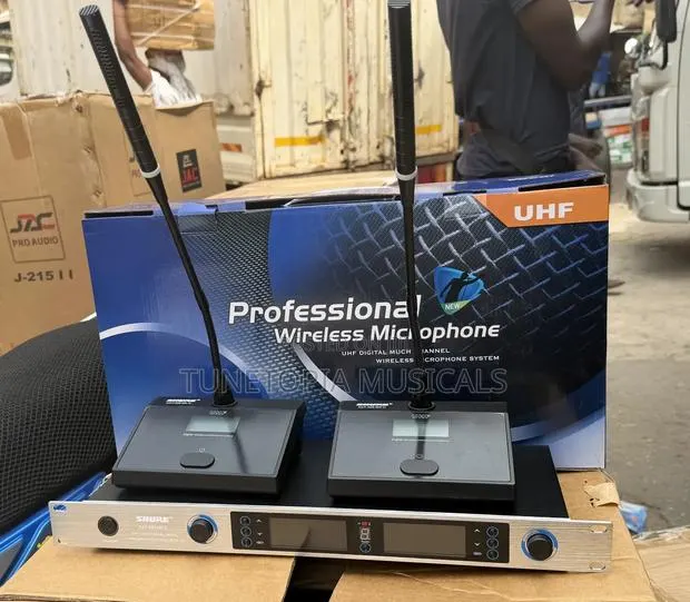 Shure Axt-500 Mk Ii Professional 2in1 Conference Wireless Microphone · Photo 1