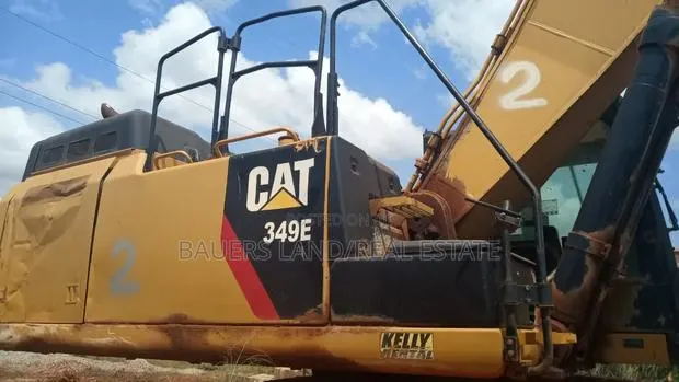 Caterpillar 349E Crawler Excavator. · Photo 1