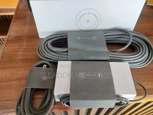 Starlink Gen 3 Standard Accessories , Router, Power, · Photo 1