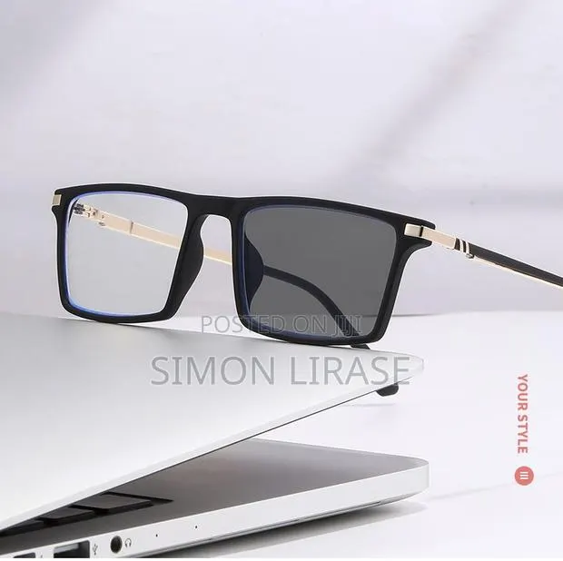 Photocromic Spectacles - Glasses · Photo 1