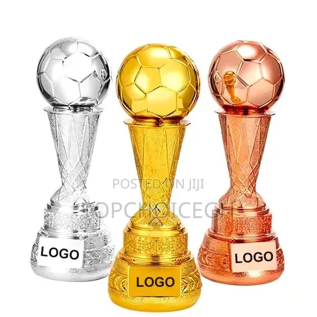 Football Trophy · Photo 1