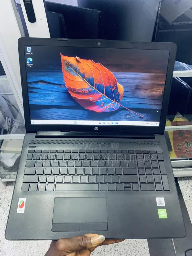 Laptop HP 15 16GB Intel Core i7 HDD 1T · Photo 1