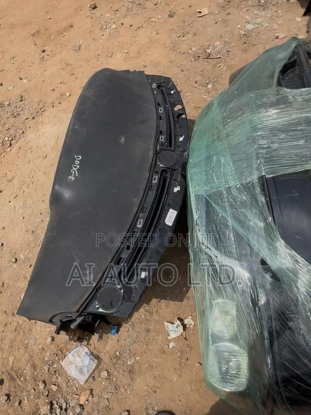 2011 Dodge Charger Dashboard Front Cut · Photo 1