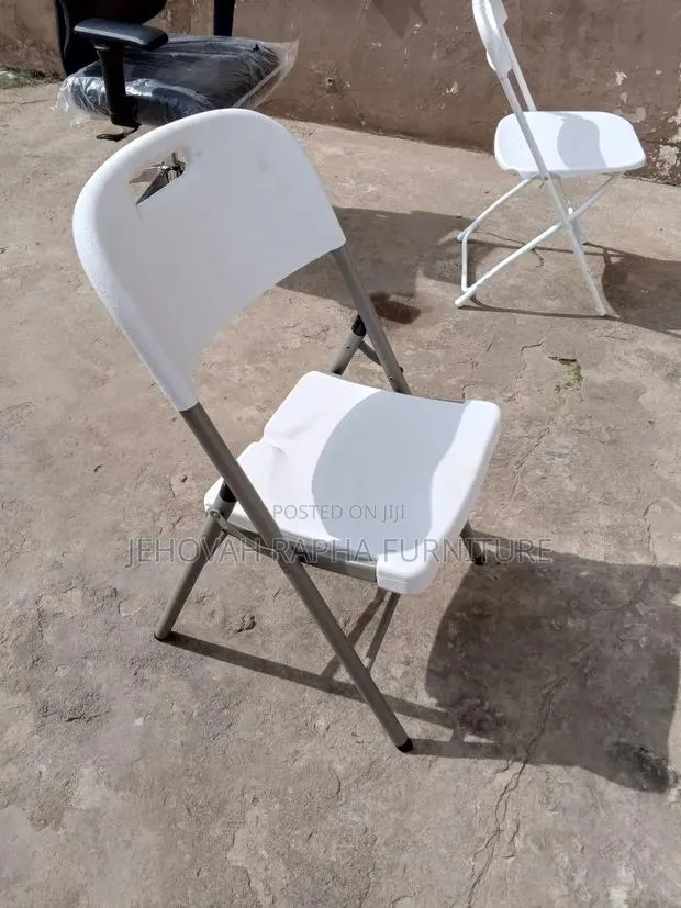 Portable Chair · Photo 1