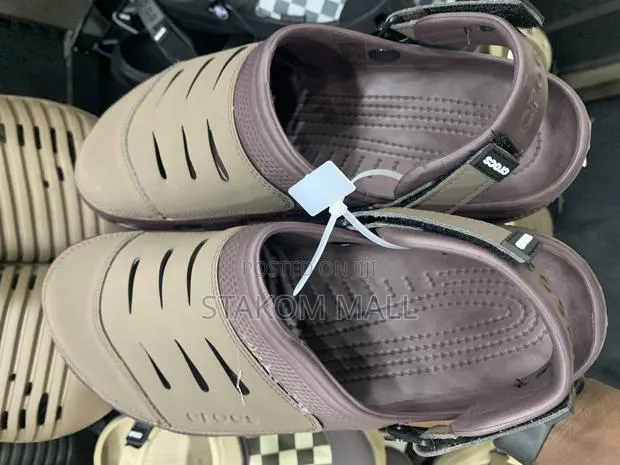 Crocs - Unisex · Photo 1
