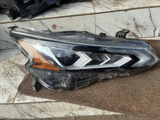 Headlight Nissan Altima 2019-2020-2021 Led · Photo 1