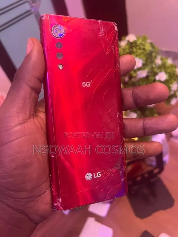 LG Velvet 128 GB Red · Photo 1