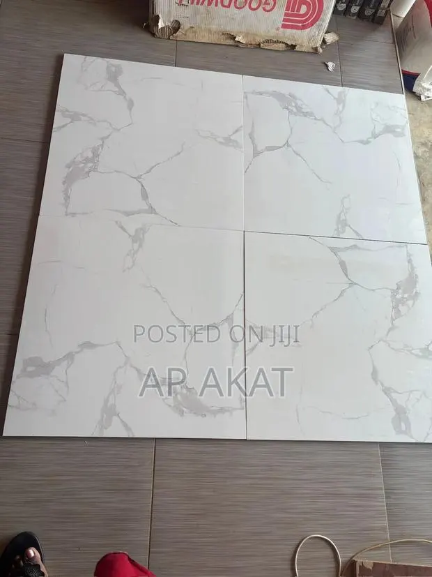 Floor Tiles · Photo 1