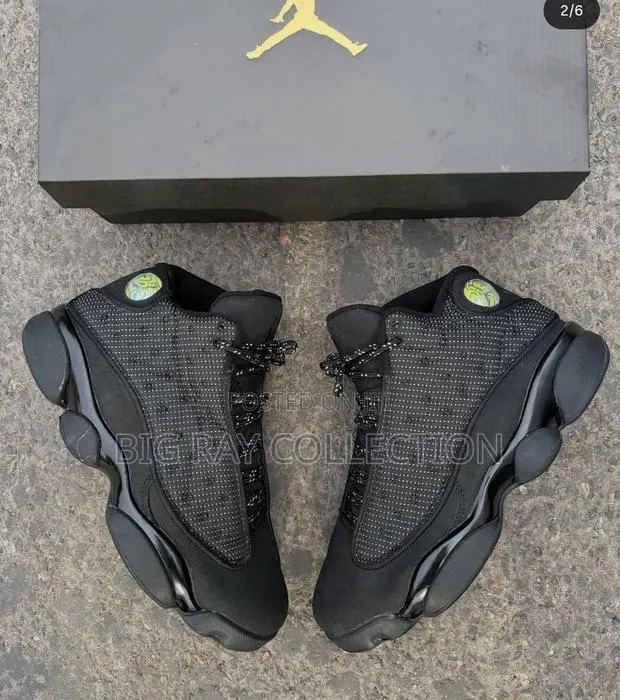 Jordan 13 Retro All Black · Photo 1