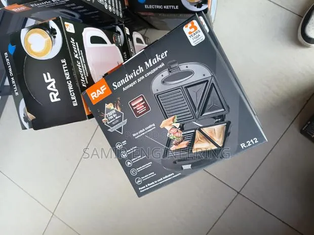 Raf R.212 Sandwich Maker 750w · Photo 1