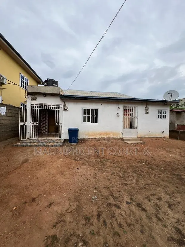 2bdrm House in Lakeside Estates, Ashaley Botwe for sale · Photo 1